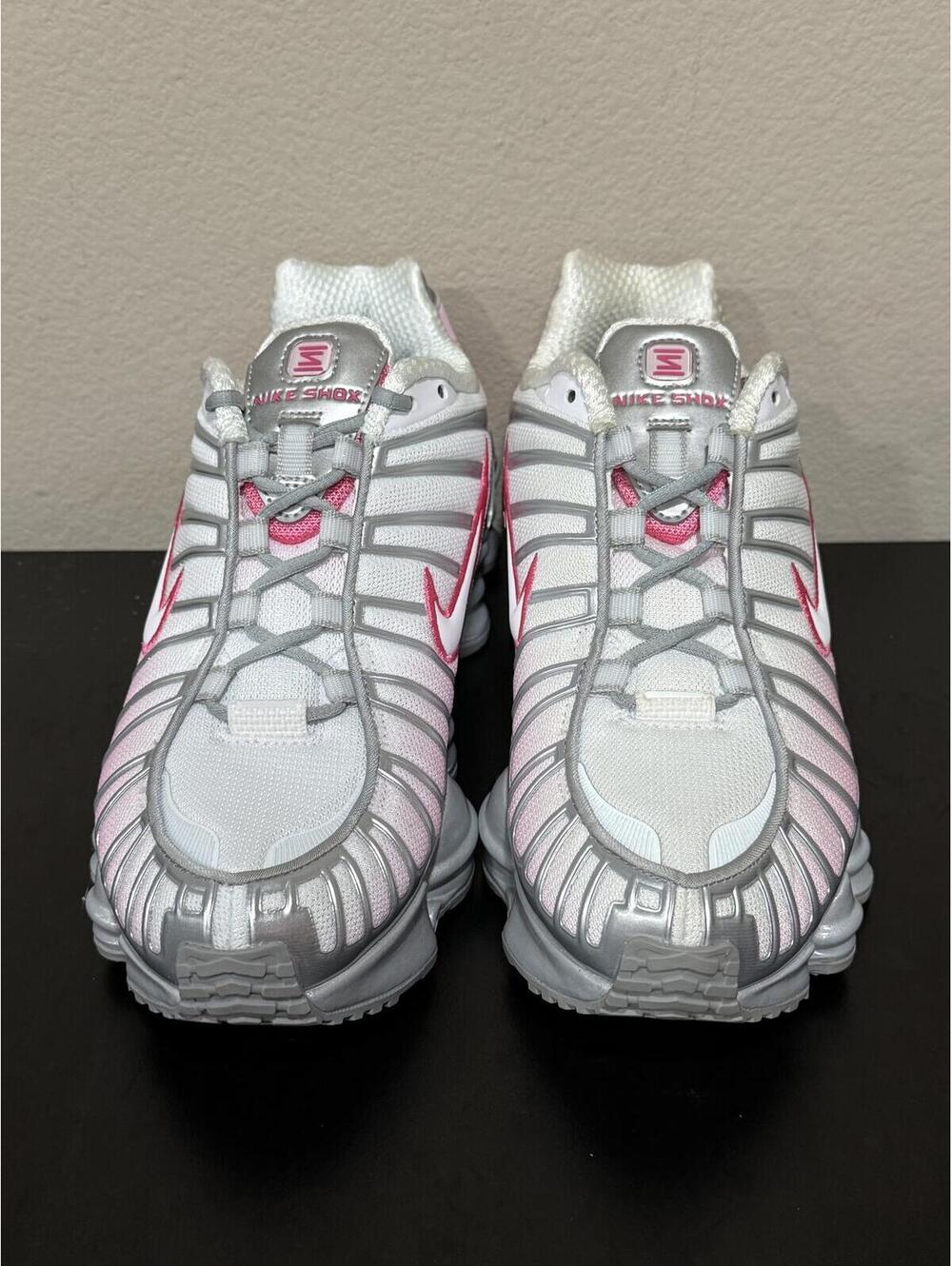 Size 7 - Nike Women’s Shox TL “Metallic Platinum Pink Foam” - Picture 3 of 6